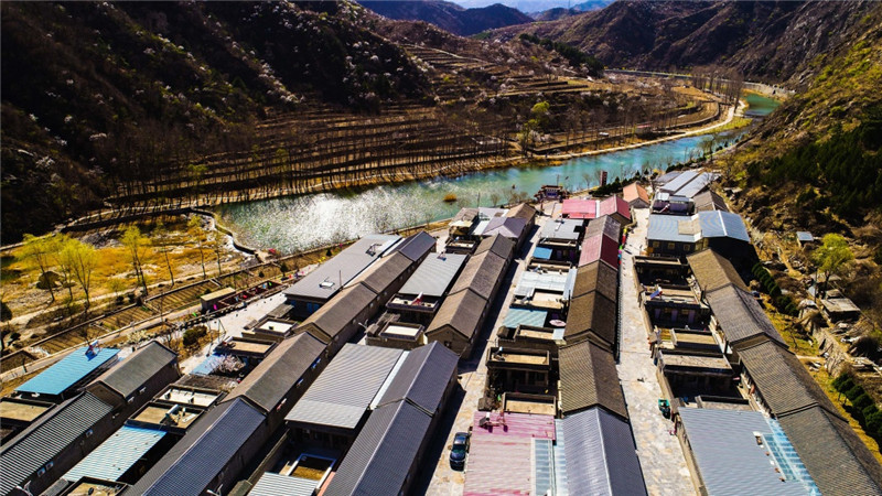 这是4月11日拍摄的怀柔琉璃庙镇八宝堂村。