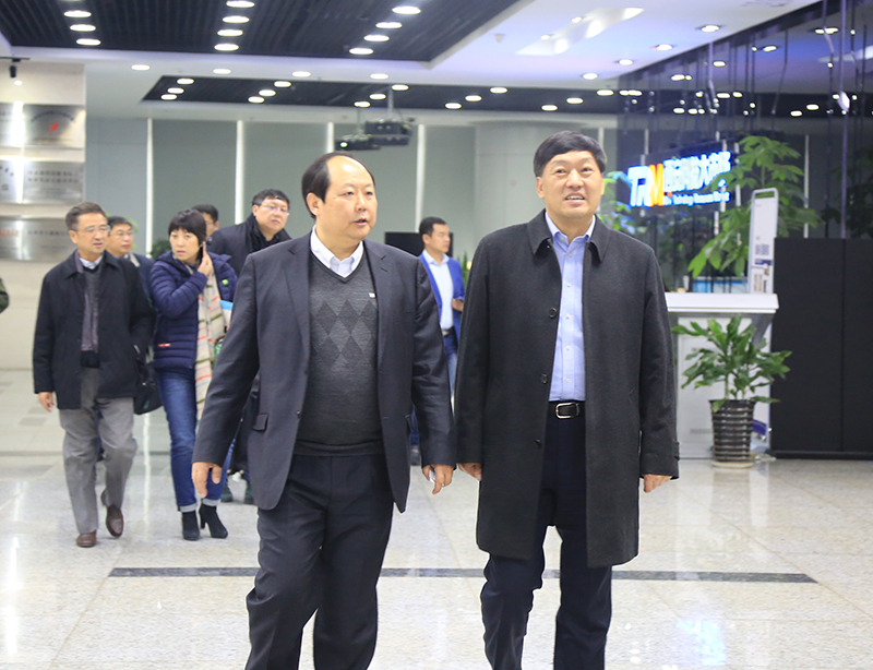 密切两地沟通 促进科技资源联动 密切两地沟通 促进科技资源联动